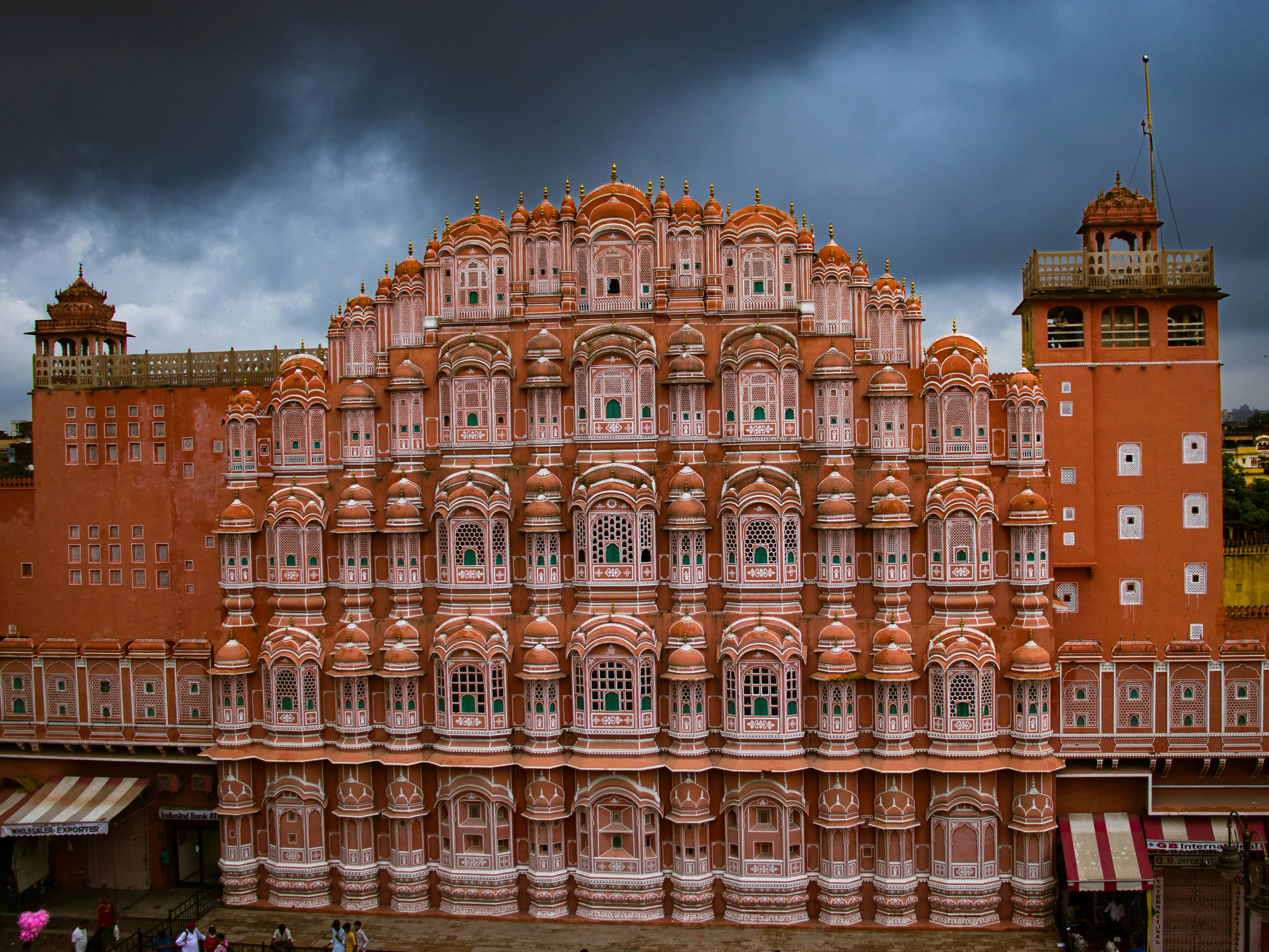 Rajasthan Royal Forts (Jaipur & Udaipur)