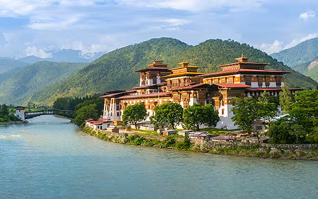 Bhutan Himalayan Valley & Tiger's Nest Adventure