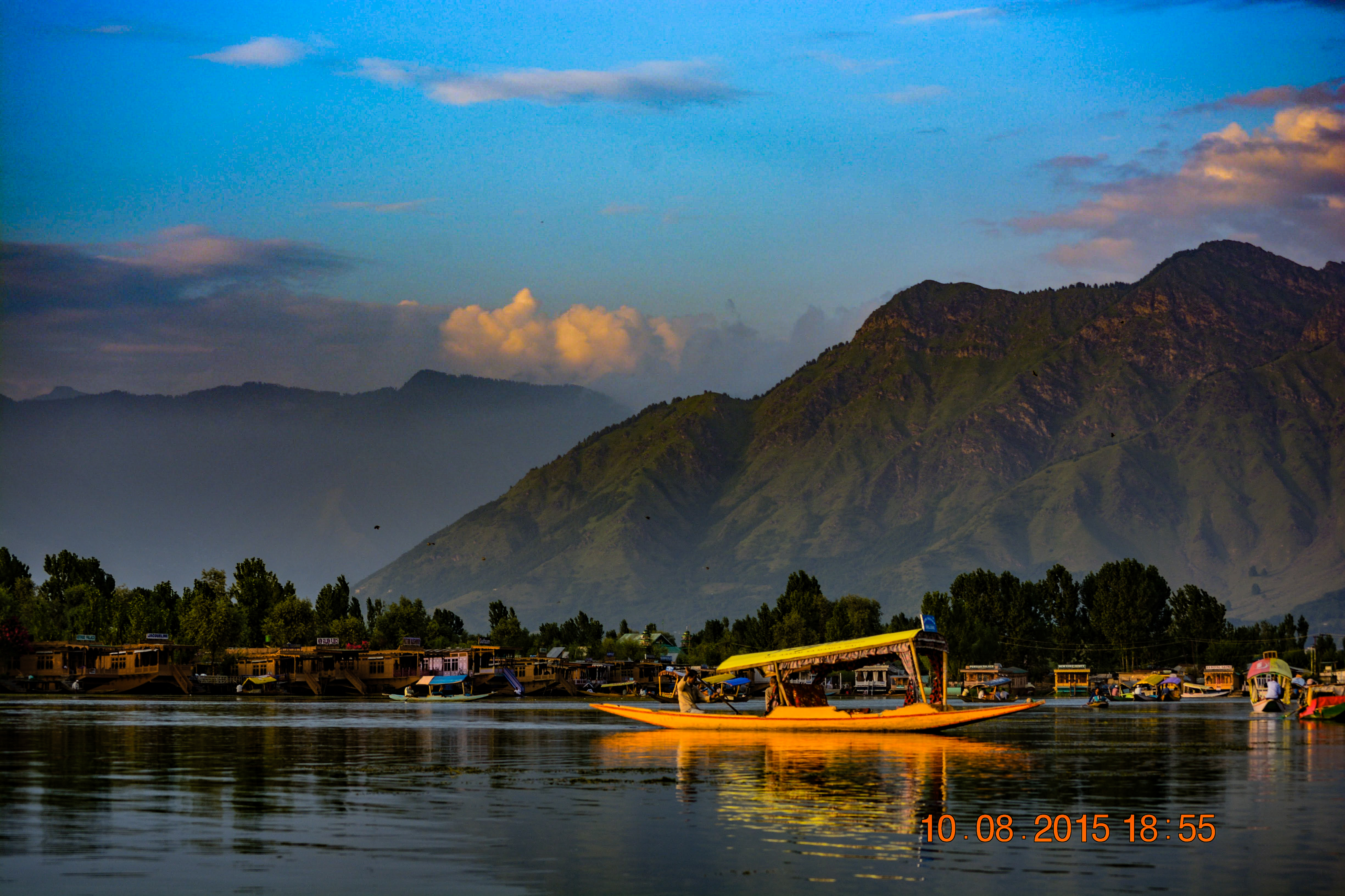 Kashmir Tour Package